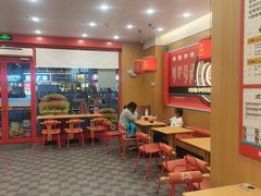 -塔斯汀中国汉堡(浦东绿地东海岸店)