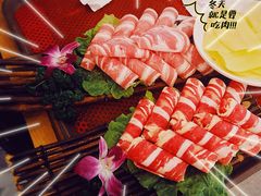 肥牛王中王-雾都渣渣火锅(南城智汇城店)