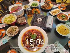 -川流不息·地道川菜·小龙虾(松东路店)