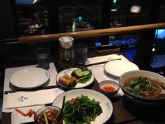 -美奈小馆·越南料理(中航城君尚购物中心店)