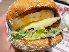 -The Habit Burger Grill 哈比特汉堡(复兴soho店)