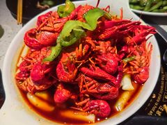 一大盆十八香大虾-沪小胖·小龙虾·蓝龙王(八佰伴店)