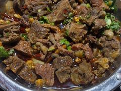 -大众跷脚牛肉馆·非遗传承单位(峨眉山店)