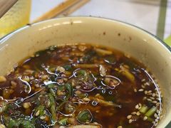 -俭让佬妈现卤串串(温江总店)