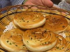 香煎葱油饼-围龙屋客家食府(福田店)