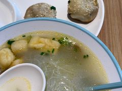 -小杨生煎(金山百联购物中心3楼店)