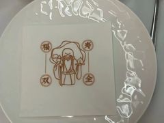 -泓历皇朝酒店(东亭店)