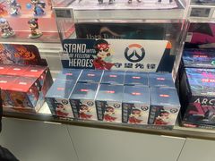 -泡泡玛特POPMART(上海环球港店)