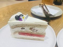 玫瑰荔枝蛋糕-Toris(LuOne凯德晶萃广场店)