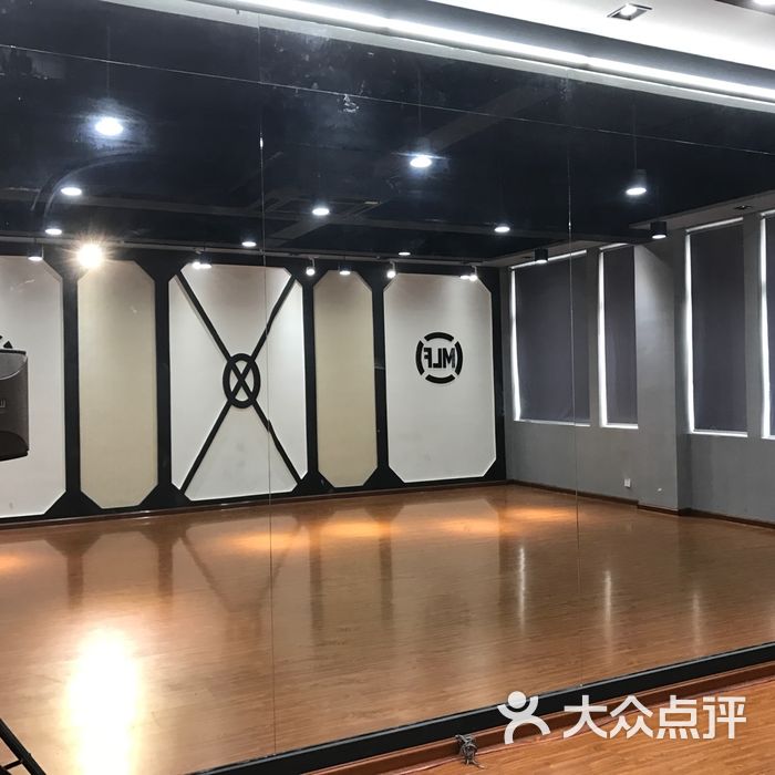 梦立方舞蹈工作室