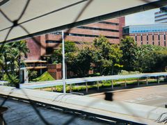 -香港理工大学