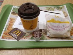 -麦当劳(中山公园龙之梦店)