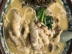 -明呈黄鱼面馆(斜土路店)