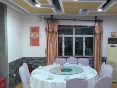 -五谷芳乳鸽王(梅沙老店)