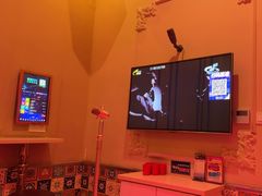 -莹乐迪量贩式KTV(祝桥店)