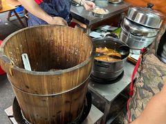-梁阿婆廿年老牌扣肉糯米饭