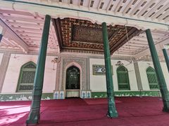 -艾提尕尔清真寺