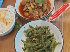 -老四川(T3航站楼F指廊店)