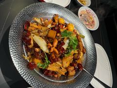 -辣尚瘾·烤鱼·新川菜(交大直营店)
