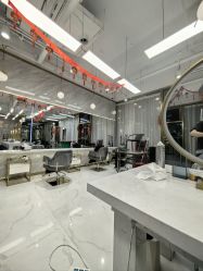 -5M HAIR SALON