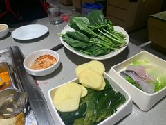 -海底捞火锅(海宁路店)