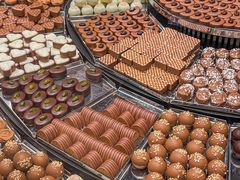 -Laderach 莱德拉(上海环贸iapm店)