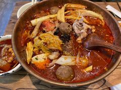 -成都你六姐·牛肉冒菜(上海环宇荟店)