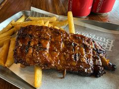 -Ribs & Burgers The Rocks