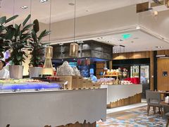 -松咖啡自助餐厅·松北香格里拉