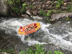 -龙潭峡谷漂流