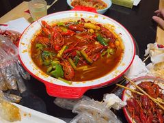 -谭公鱼头·鲜鱼火锅·小龙虾·江湖菜(秀沿路店)