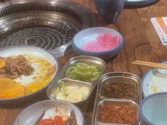 -明洞阿姨·韩式酱蟹烤肉·创意料理(三元桥店)