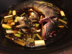 -忆乡情铁锅炖鱼饭店(延庆店)