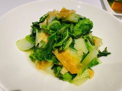 豆皮炒杭白菜-南麓·浙里(外滩店)
