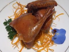 脆皮乳鸭-蝶园·装修中(BFC外滩金融中心店)