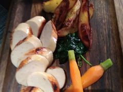 -卡普里披萨·牛扒·下午茶