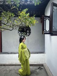 -一揽芳华汉服旗袍体验馆(拙政园店)