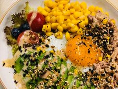 牛油果金枪鱼海苔饭-251#coffee roasters(沿河东路店)