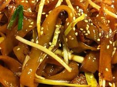 -新大咀港式茶餐厅(宝山万达店)