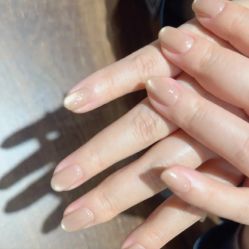 -蜜丝卡伦美甲美睫半永久