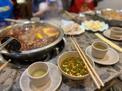 -肖肖酸萝卜鱼火锅(总店)