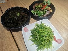 凉拌豆苗-老班长手工灌汤包老店(东山店)