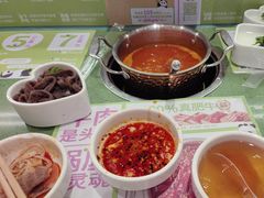 -一围肥牛肉小火锅(佳兆业广场店)