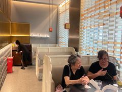 -麻六记(凤凰汇店)