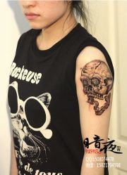 -暗夜tattoo纹身工作室