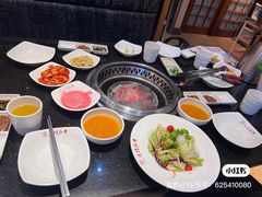 -木槿花韩式炭烤·熟成肉工坊(孙文东路店)