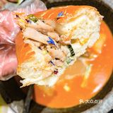 答应我，新年一定要带小朋友来吃的面包🐔