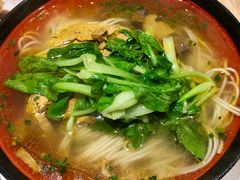 鸡汤面-泰煌鸡·上海白斩鸡·鸡汤面(万航店)