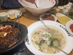 -严记小天府酸菜鱼(西四路店)