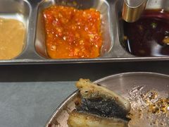 -围炉肉舍•炭烤活鳗•丹东海鲜烤肉(步行街店)